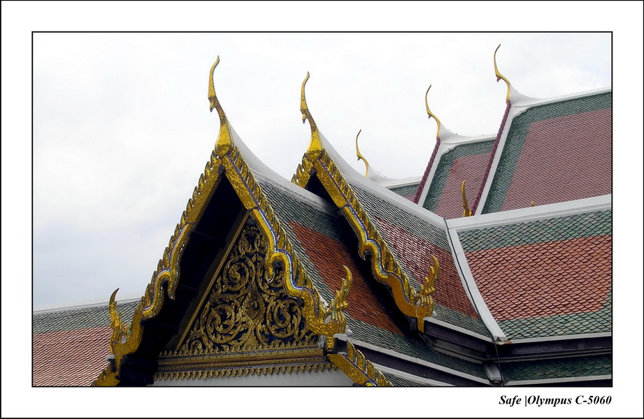 2005 - 07 - Bangkok - temples 05.JPG